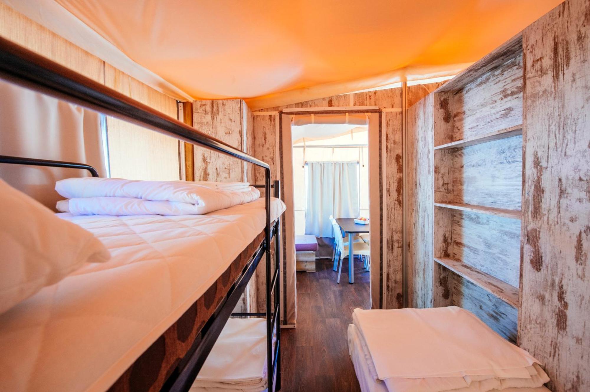 Zaton Holiday Resort Glamping Tents Nin Habitación foto